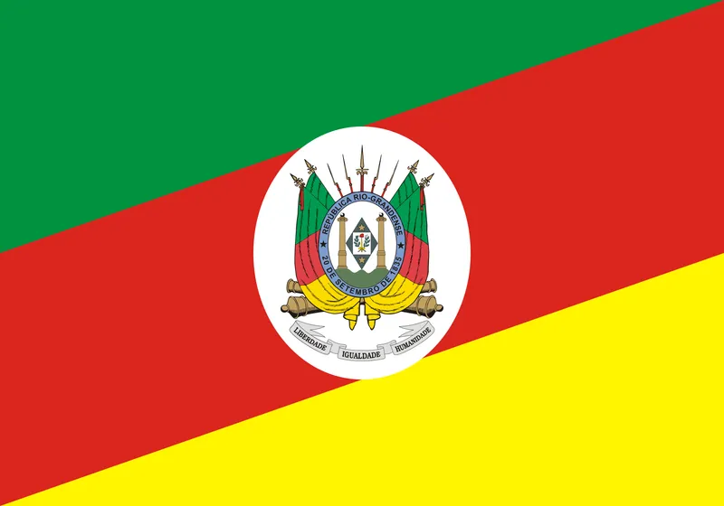 Bandeira do Rio Grande do Sul, verde, vermelho e amarelo com brasão - Flag of Rio Grande do Sul, green, red, and yellow with emblem