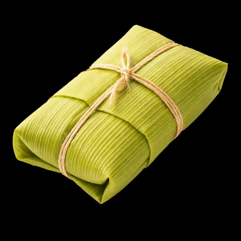 Pamonha fresca tradicional em folha de milho PNG fundo transparente - Pamonha Fresh Traditional Leaf Milho transparent b
