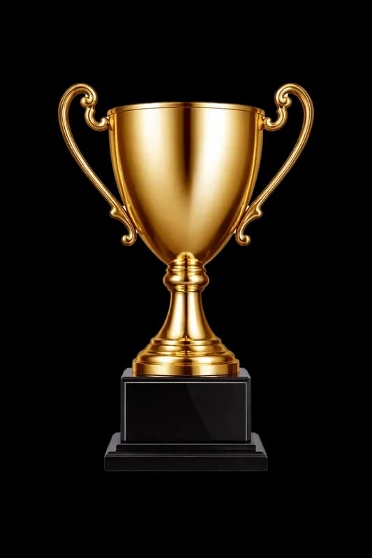 Taça de Ouro Brilhante sobre Base Preta PNG fundo transparente